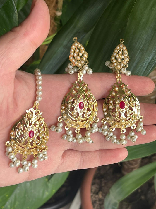 Hyderabadi Turquoise Choker Set