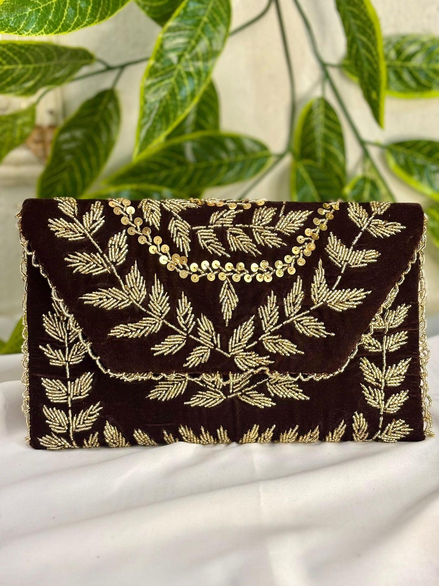 Midnight Velvet Hand-Embroidered Beaded Clutch | Opulent Festive Gala Bag